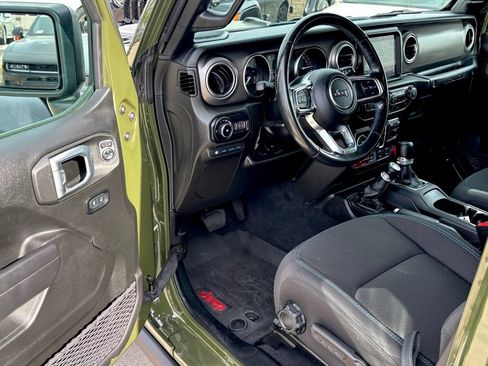 Used 2022 Jeep Wrangler Unlimited Rubicon 4xe w/ Cold Weather Group image 9