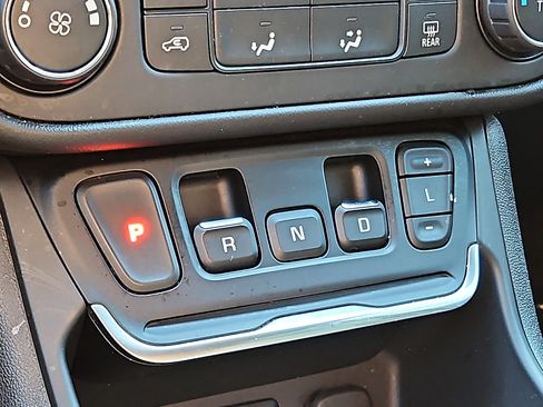 Used 2019 GMC Terrain SLE image 14