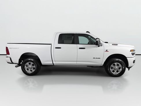 New 2026 RAM 3500 Big Horn AWD/4WD image 3