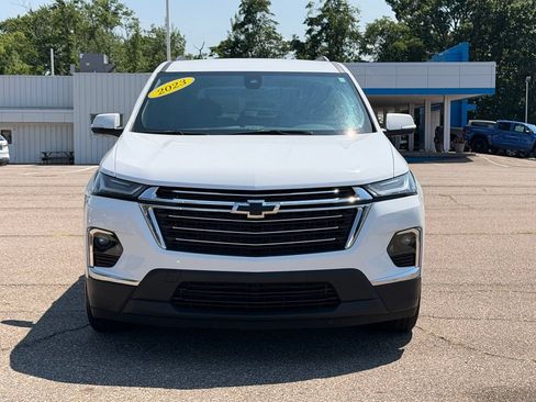 Used 2023 Chevrolet Traverse LT AWD/4WD image 30
