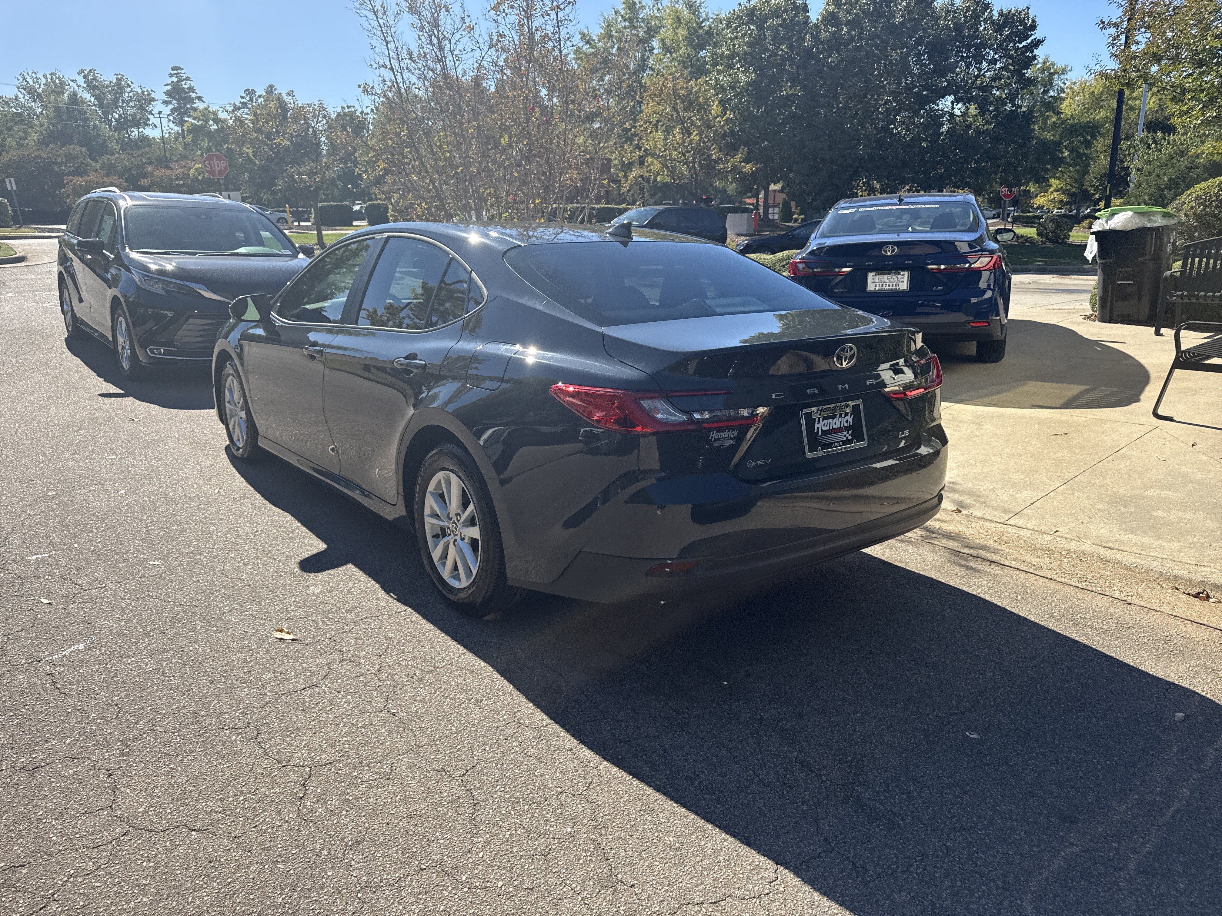Used 2025 Toyota Camry LE FWD image 17