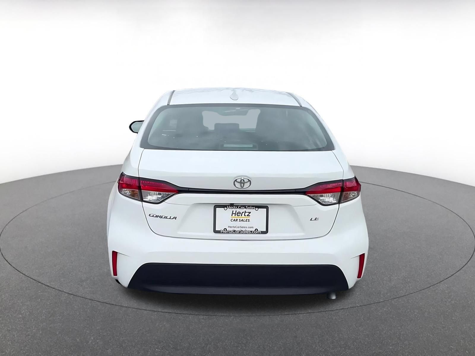 Used 2025 Toyota Corolla LE FWD image 10