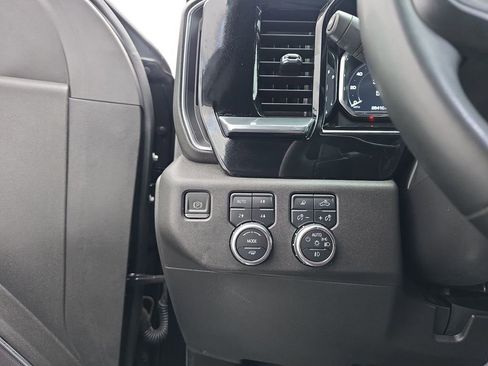 Used 2024 GMC Sierra 1500 Elevation w/ Elevation Premium Package image 18