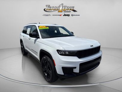 Used 2023 Jeep Grand Cherokee L Laredo