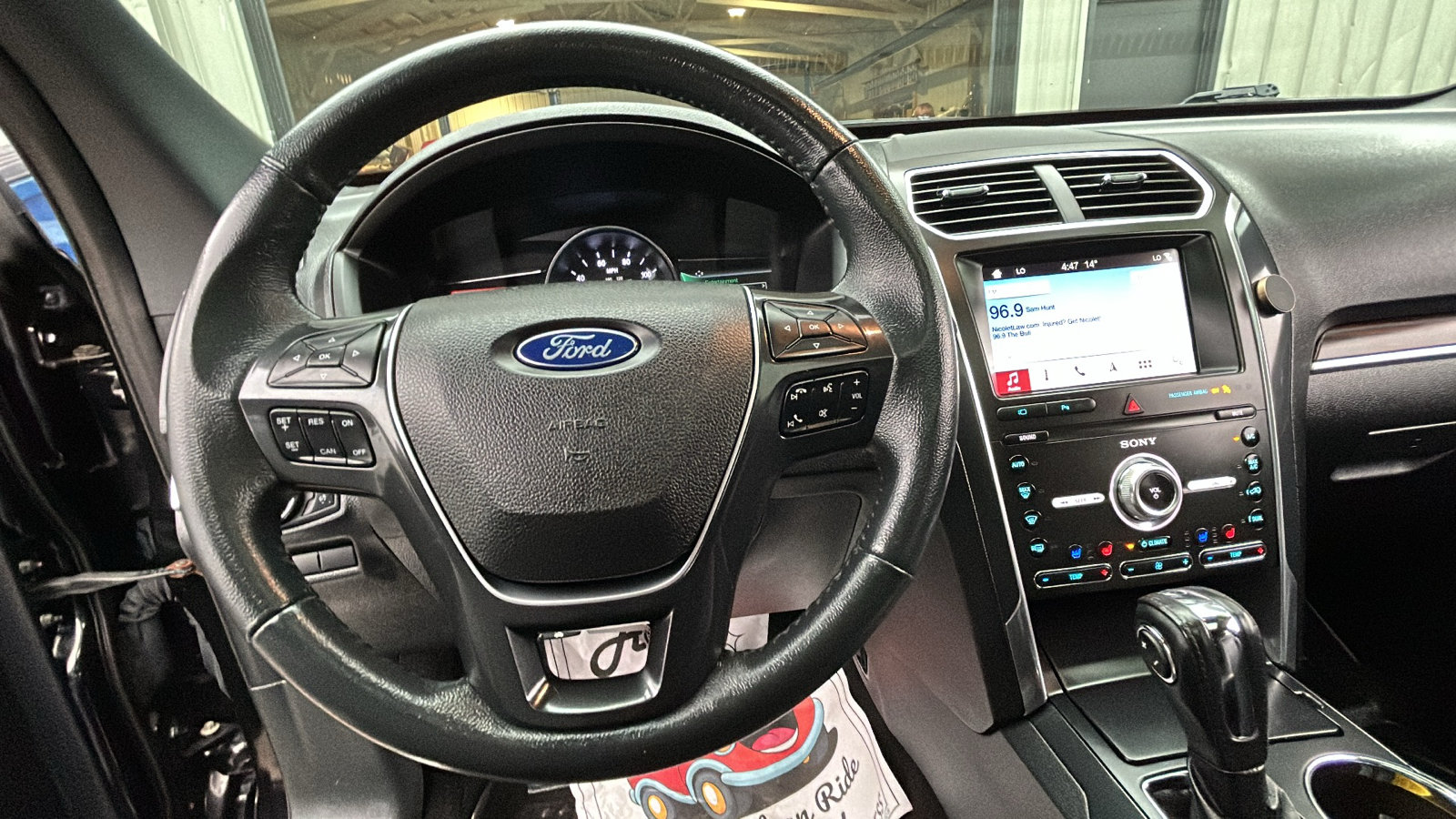 Used 2019 Ford Explorer Limited AWD/4WD image 14
