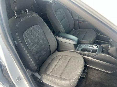 Used 2025 Ford Escape Active w/ Cold Weather Package FWD image 18