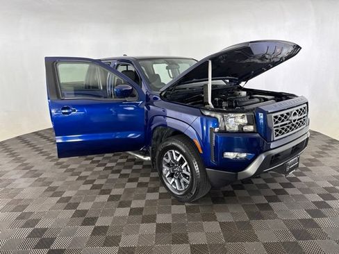 Certified 2022 Nissan Frontier SV AWD/4WD image 12