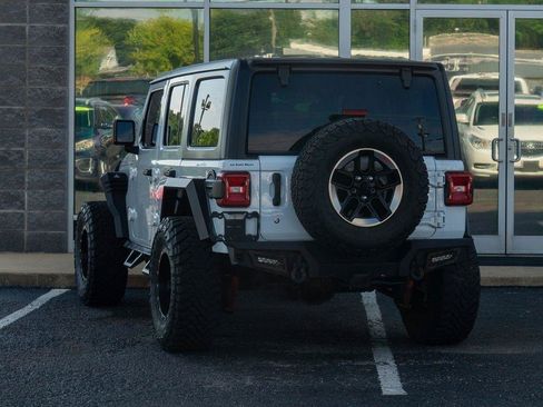 Used 2018 Jeep Wrangler Unlimited Rubicon w/ Dual Top Group AWD/4WD image 4
