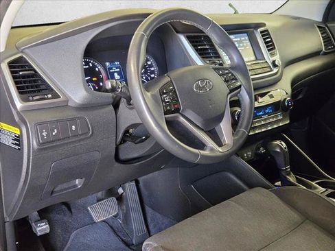 Used 2018 Hyundai Tucson Sport FWD image 9