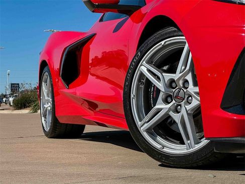 Used 2020 Chevrolet Corvette Stingray Preferred Cpe w/ 2LT Preferred Equipment Group image 9