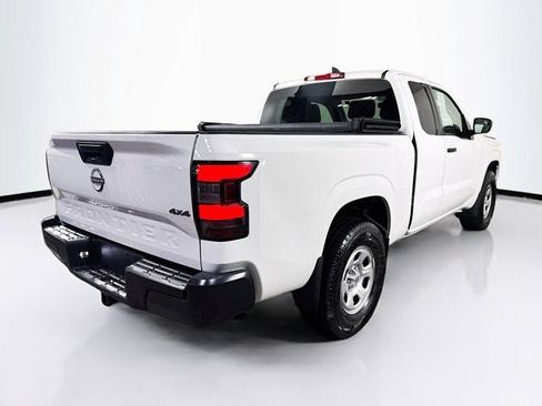 Used 2022 Nissan Frontier S image 5