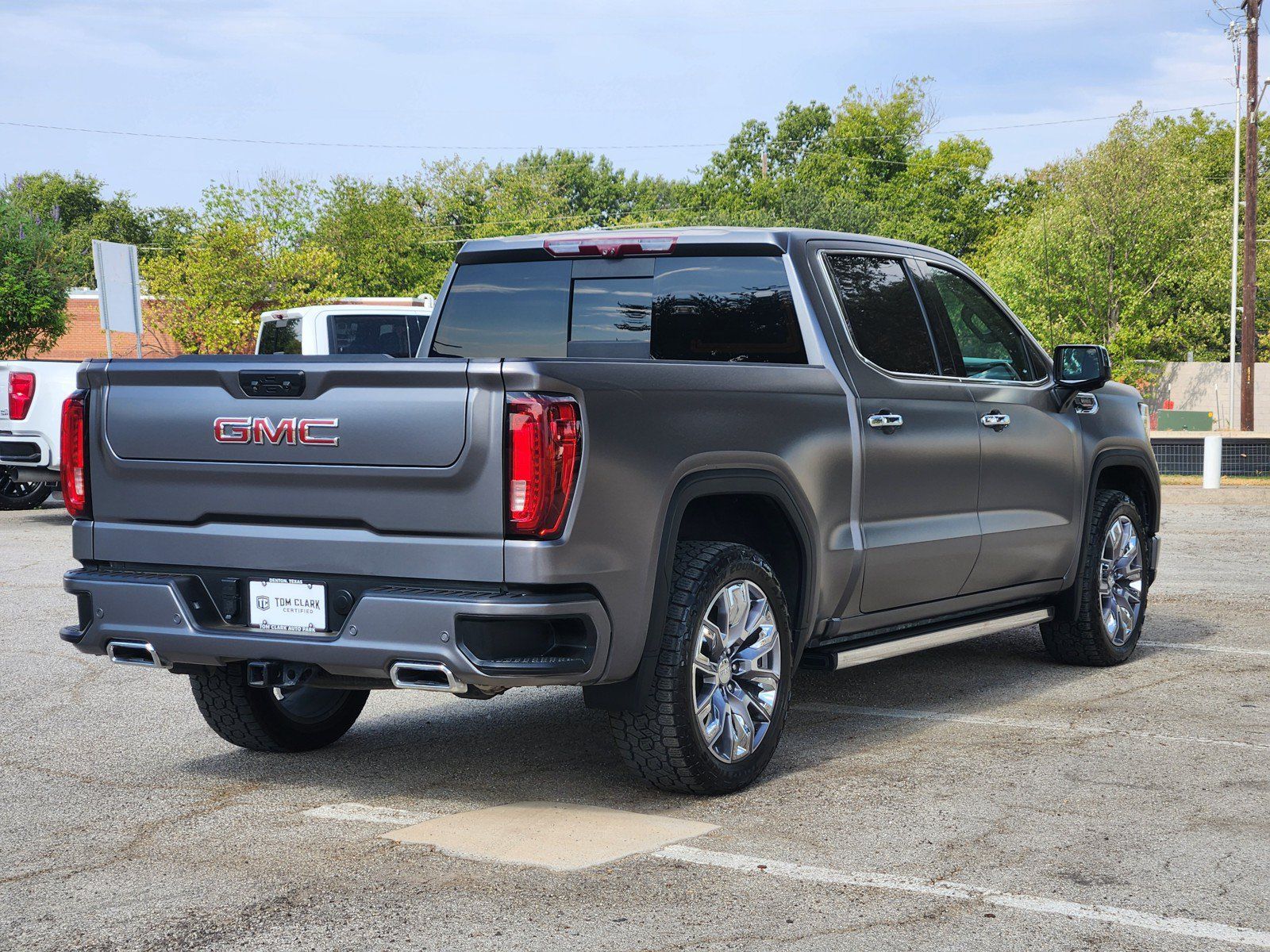 Used 2023 GMC Sierra 1500 Denali w/ Denali Reserve Package AWD/4WD image 5