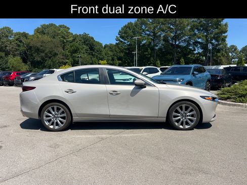 Used 2023 MAZDA MAZDA3 s FWD image 3