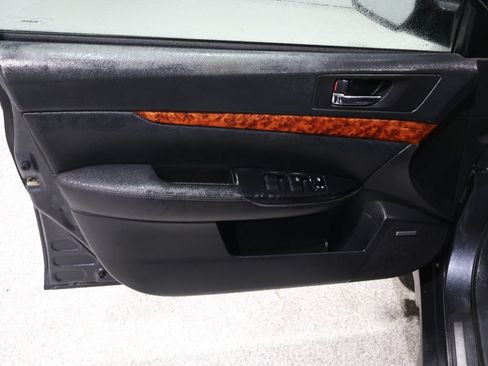 Used 2010 Subaru Outback 2.5i Limited w/ Protection Package 1A AWD/4WD image 16