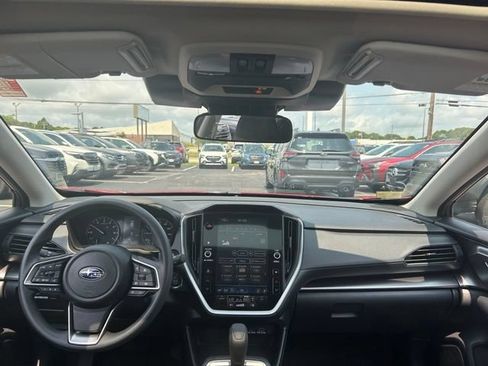 Used 2025 Subaru Impreza 2.0i Sport AWD/4WD image 12
