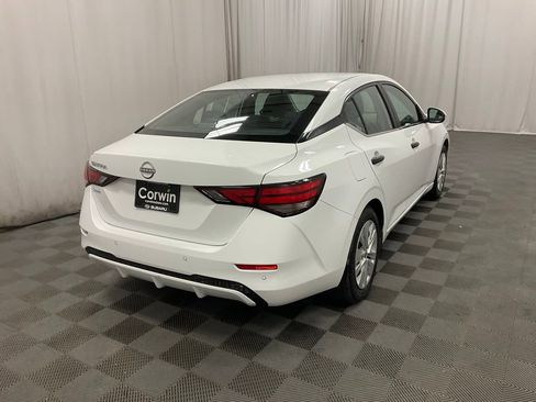 Used 2024 Nissan Sentra S image 3