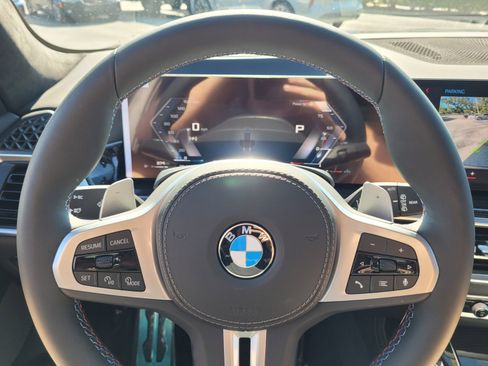 New 2026 BMW X7 M60i w/ Executive Package image 26