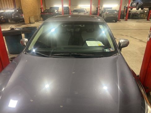 Used 2017 Subaru Legacy 2.5i Sport image 2