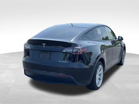 Used 2020 Tesla Model Y Long Range AWD/4WD image 8
