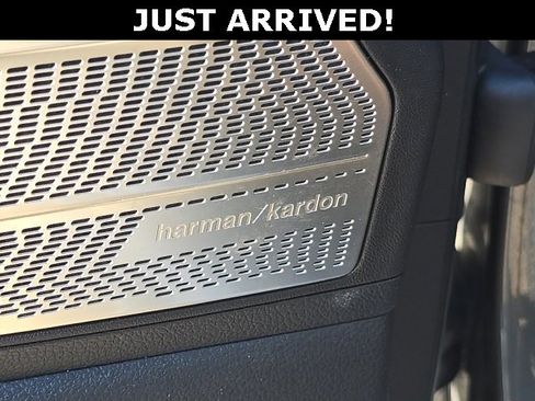 Used 2022 Hyundai Palisade Calligraphy image 14