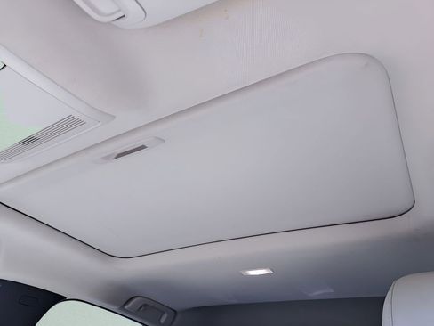 Used 2020 MAZDA CX-30 FWD w/ Premium Package image 17