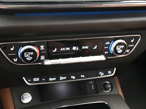 Used 2021 Audi Q5 Prestige AWD/4WD image 14