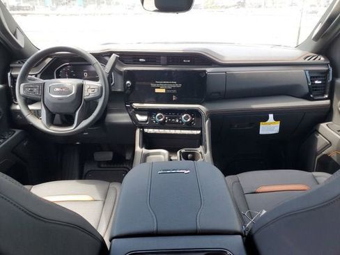 New 2026 GMC Sierra 2500 AT4 w/ AT4 Premium Plus Package AWD/4WD image 13