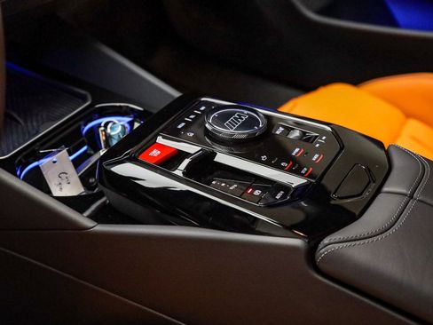 Used 2026 BMW M5 w/ Carbon Package image 22