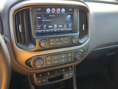 Used 2017 Chevrolet Colorado Z71 image 19