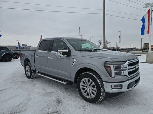 Used 2024 Ford F150 Lariat w/ Tow/Haul Package image 3