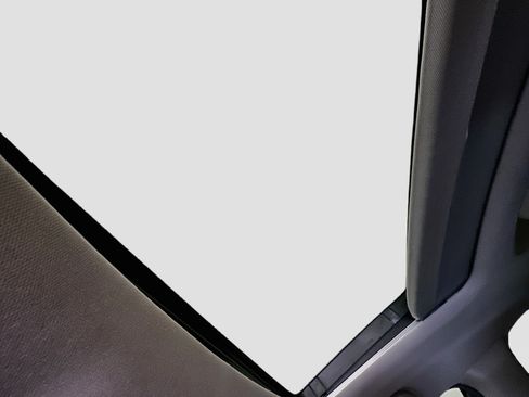 Used 2019 Honda Pilot Touring image 27
