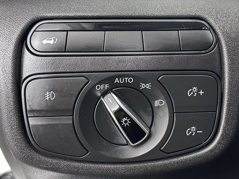 Used 2019 INFINITI QX50 Luxe w/ Navigation Package image 15