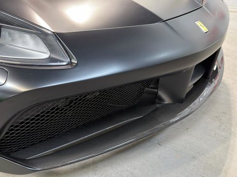 Used 2018 Ferrari 488 GTB image 13