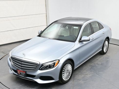 Used 2017 Mercedes-Benz C 300 4MATIC Sedan image 16