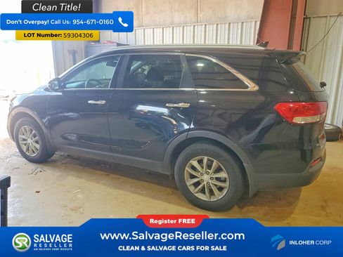 Used 2018 Kia Sorento FWD image 3