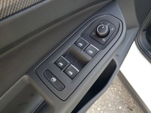 New 2026 Volkswagen GTI SE image 14