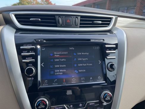 Used 2017 Nissan Murano SV image 67