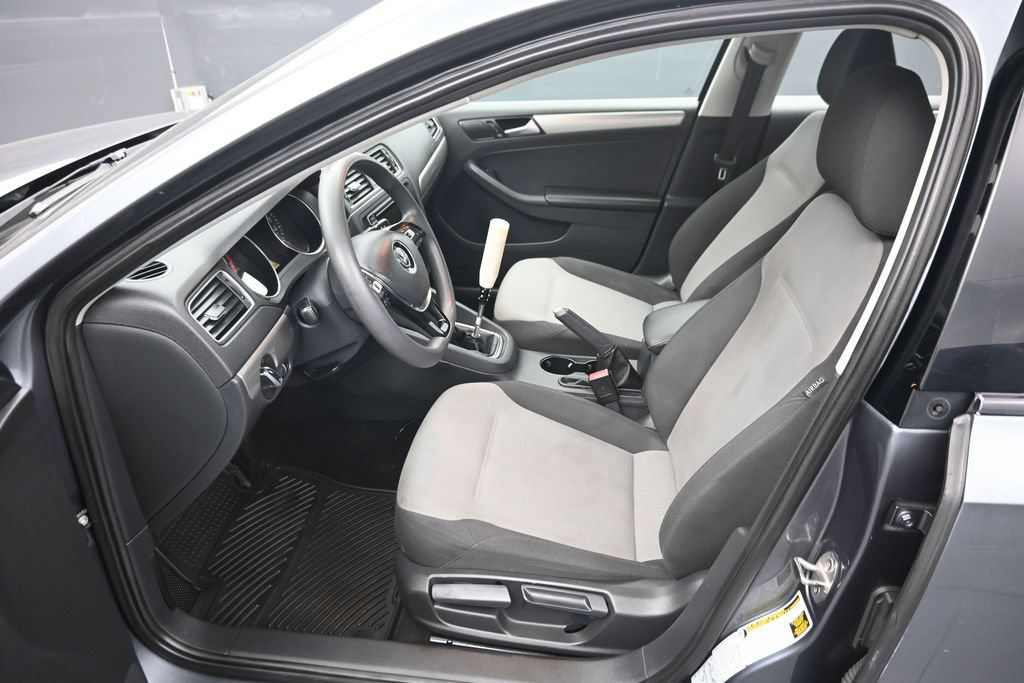 Used 2017 Volkswagen Jetta S FWD image 9