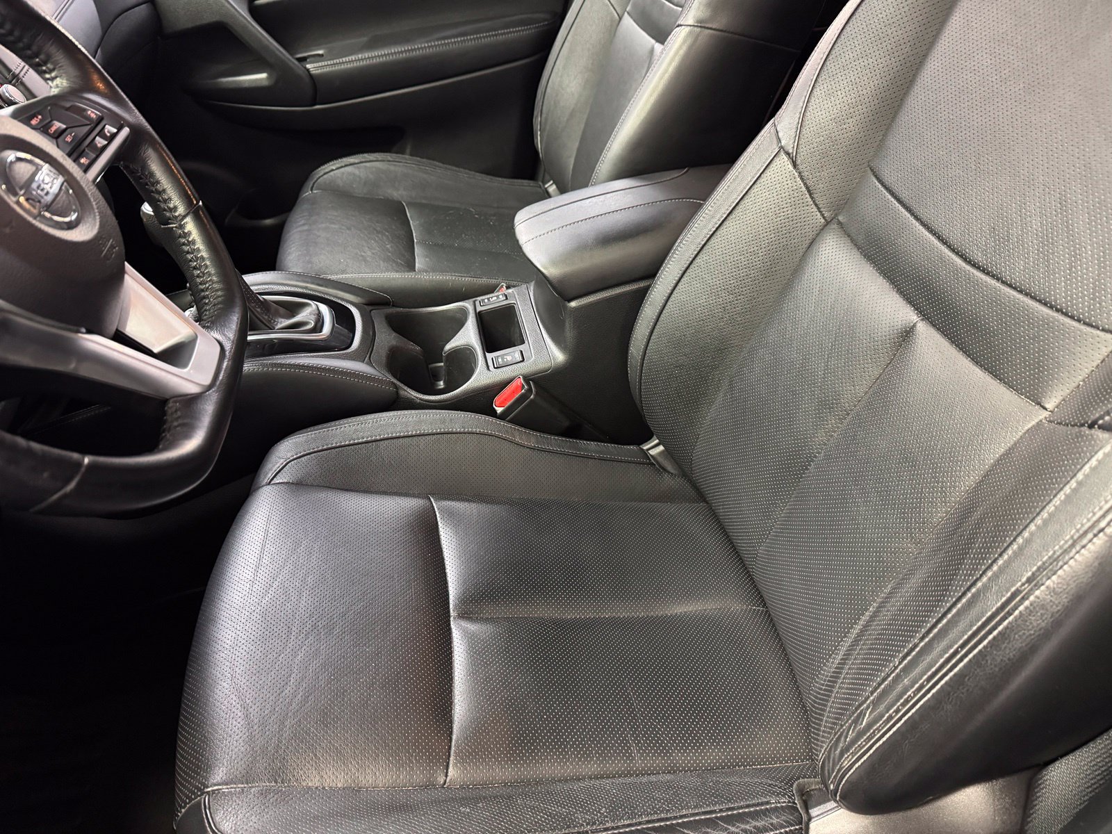 Used 2018 Nissan Rogue SL AWD/4WD image 11