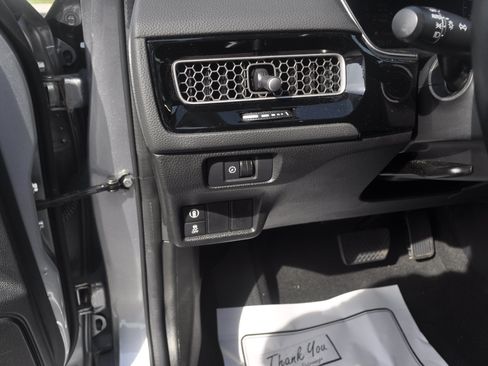 Used 2023 Honda Civic EX-L image 16