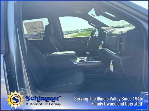 New 2026 Chevrolet Silverado 1500 RST w/ Redline Edition AWD/4WD image 21