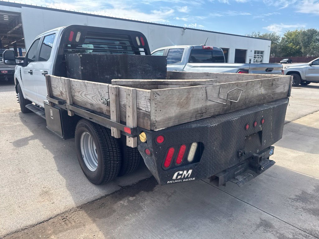 Used 2020 Ford F350 XL w/ Power Equipment Group RWD image 4