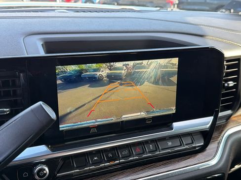 Used 2023 GMC Sierra 1500 SLE w/ Enhanced Capability Package image 16