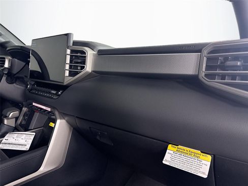 New 2026 Toyota Tundra Limited AWD/4WD image 43