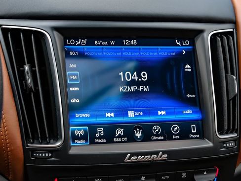 Used 2019 Maserati Levante S GranSport image 22