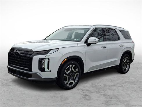 Certified 2025 Hyundai Palisade Limited image 3