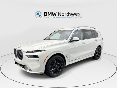New 2026 BMW X7 xDrive40i w/ Premium Package image 1