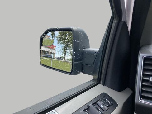 Used 2018 Ford F150 XLT w/ XTR Package AWD/4WD image 18