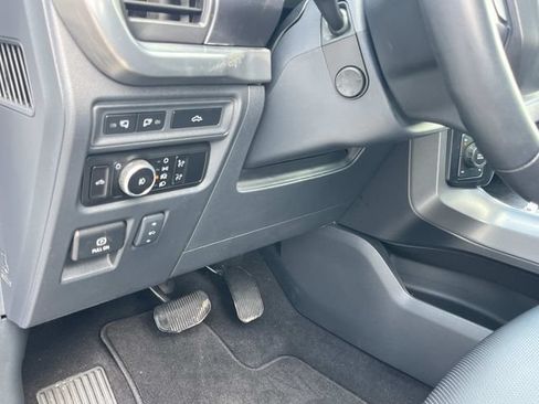 Used 2023 Ford F150 Lariat w/ Equipment Group 502A High AWD/4WD image 36