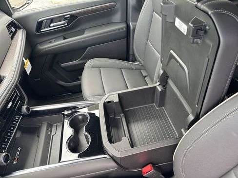 New 2026 Chevrolet Suburban Premier w/ Sun And Tow Package image 10